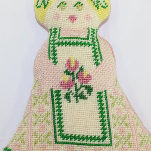Vintage needlepoint Blonde Doll Floral Figure Pillow Grandma core Rebecca - Picture 4 of 8
